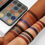 BH Cosmetics Glam Reflection Smoke Palette