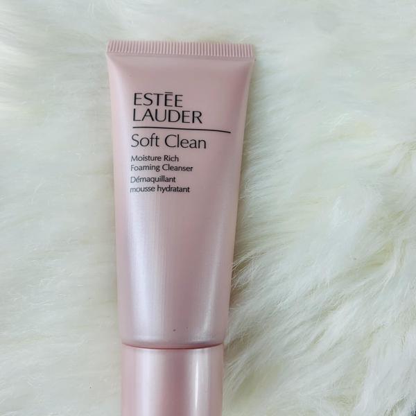 Estee Lauder Soft Clean Moisture Rich Foaming Cleanser-30ml