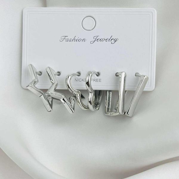 Minimalist Perfection: 3 Silver Top Earrings