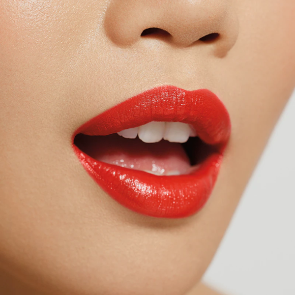 Becca Ultimate Lipstick Love-Flame