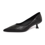 Soft Leather Pointed Soft Bottom Vintage Leather Shoes for Women