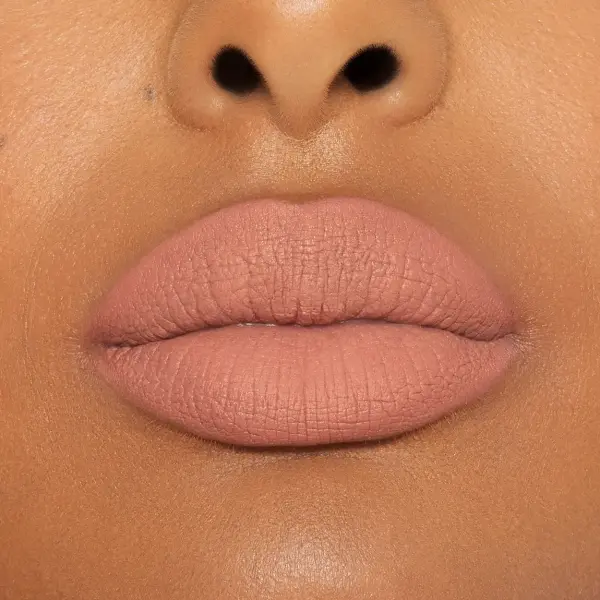 Kylie Matte Liquid Lipstick – Dirty Peach