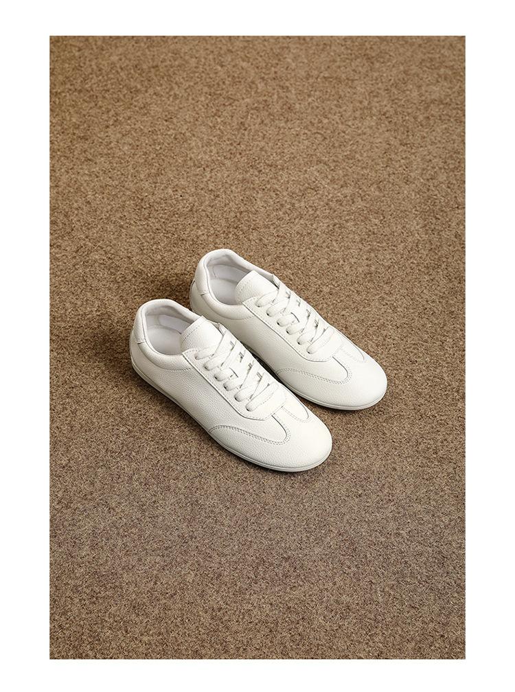 Ultra-light Soft Bottom White Casual Cowhide Shoe