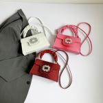 This year's popular all-match small square bag autumn style simple and fashionable crossbody bag bright diamond handbag shoulder bag exquisite