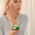 The Body Shop Drops of Youth™ Youth Cream