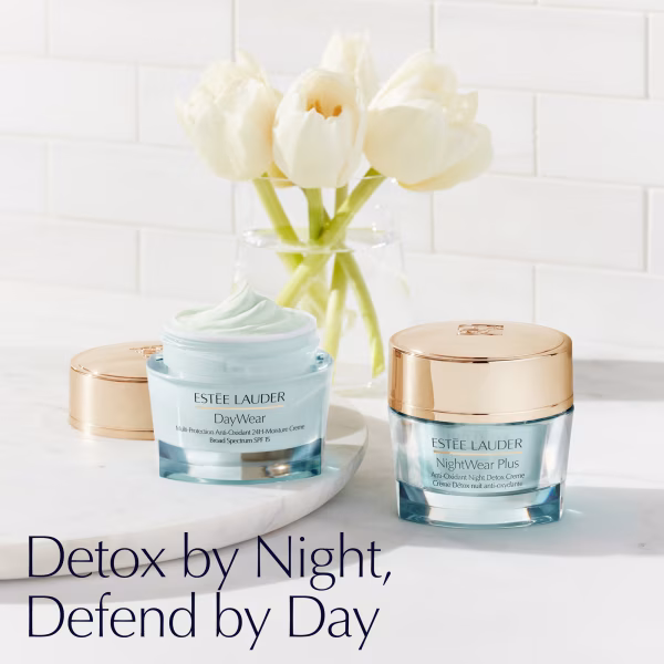 NightWear Plus Moisturizer Anti-Oxidant Night Detox Creme