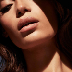 Fenty Beauty Sheer Shiny Lipstick-Makeout Break 04