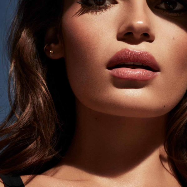 Fenty Beauty Sheer Shiny Lipstick-Retro Rose 06