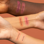 Huda Beauty Glowish Blush Powder-Healthy Peach