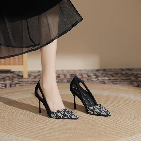Classic Black Mary Jane Heels for Women