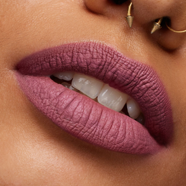 Huda Beauty Liquid Matte Lipstick-Muse