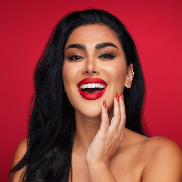 Huda Beauty Liquid Matte Lipstick-Miss America