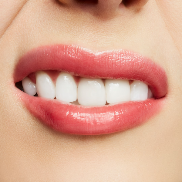 Mac Glow Play Lip Balm- Rouge Awakening