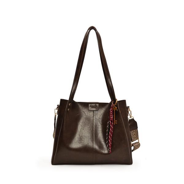 European-American Retro Large-Capacity Commuter Tote Bag