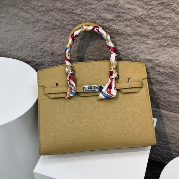 New Classic High-End Platinum Shoulder Crossbody Bag