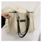 Trendy Large-Capacity Commuter Underarm Tote Bag