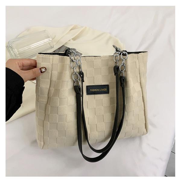 Trendy Large-Capacity Commuter Underarm Tote Bag