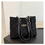 Trendy Large-Capacity Commuter Underarm Tote Bag