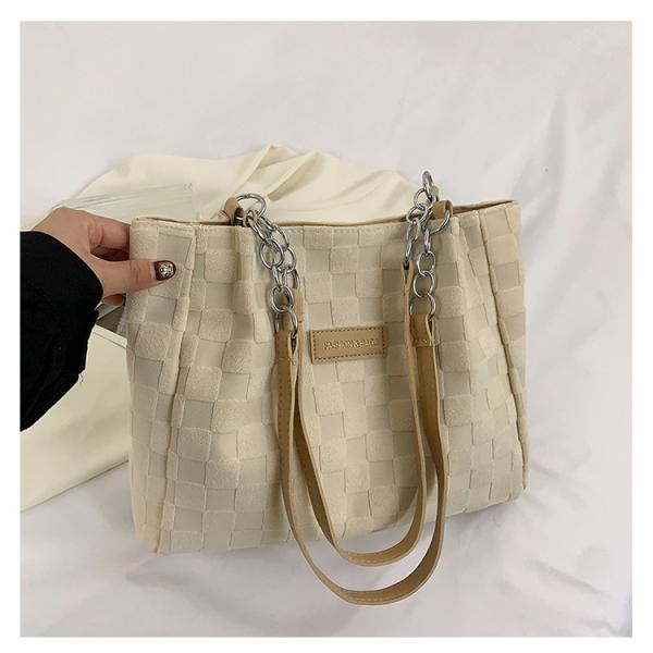 Trendy Large-Capacity Commuter Underarm Tote Bag