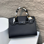 New Classic High-End Platinum Shoulder Crossbody Bag