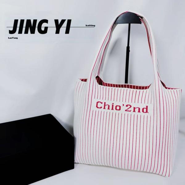 Elegant Pleated Large-Capacity Tote Bag