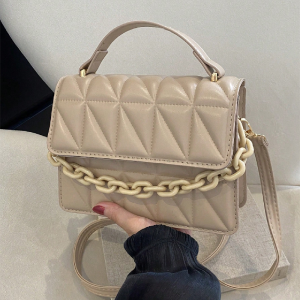 Retro Chain Small Square Crossbody Bag