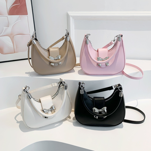 Western Style Bow Solid Color Shoulder Bag