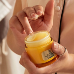 The Body Shop Oils Of Life Intensely Revitalising Sleeping Cream-80ml