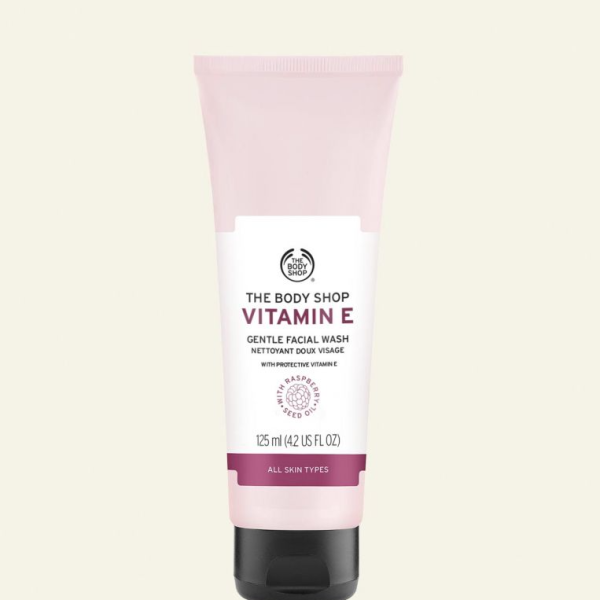 The Body Shop Vitamin E Gentle Facial Wash-125ml